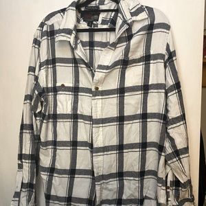 Old Navy Vintage Flannels Shirt Men's XL Regular Fit Long Sleeve, White & Black